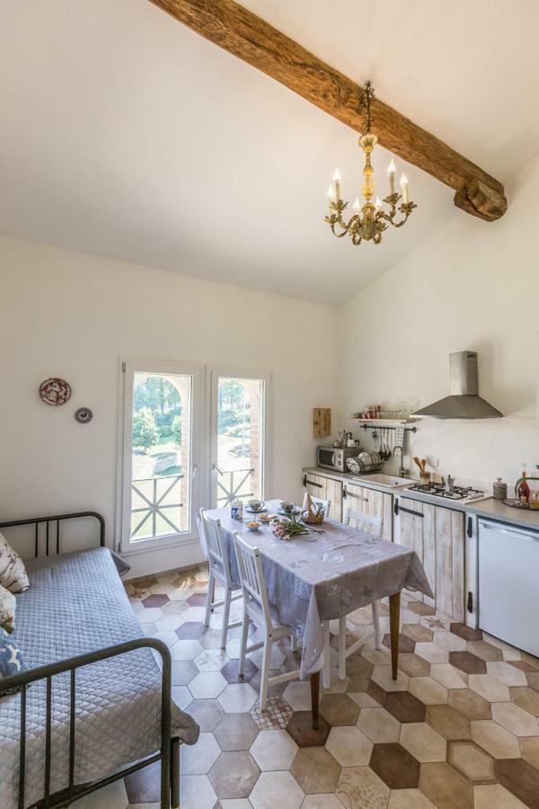 Borgo Sartoni Case Vacanze Appartamenti In Affitto โบโลญญา ภายนอก รูปภาพ