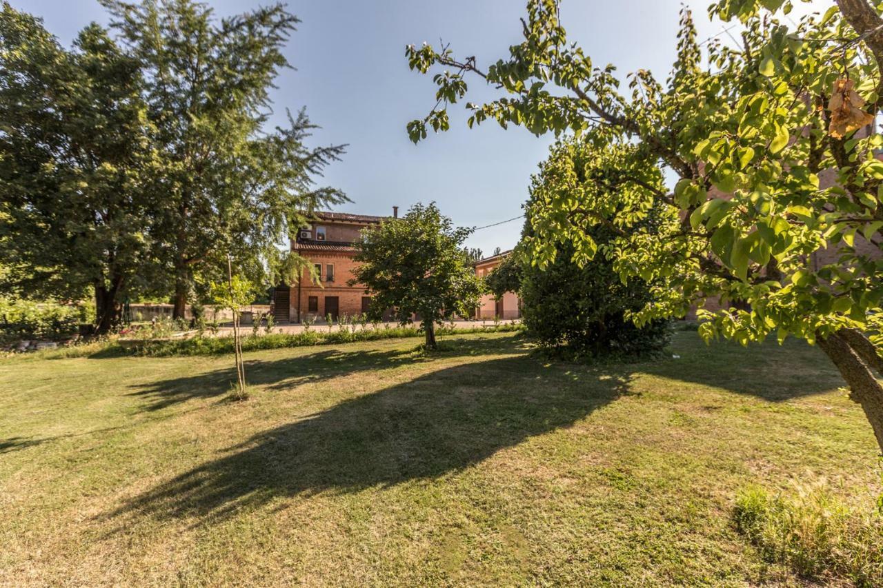 Borgo Sartoni Case Vacanze Appartamenti In Affitto โบโลญญา ภายนอก รูปภาพ