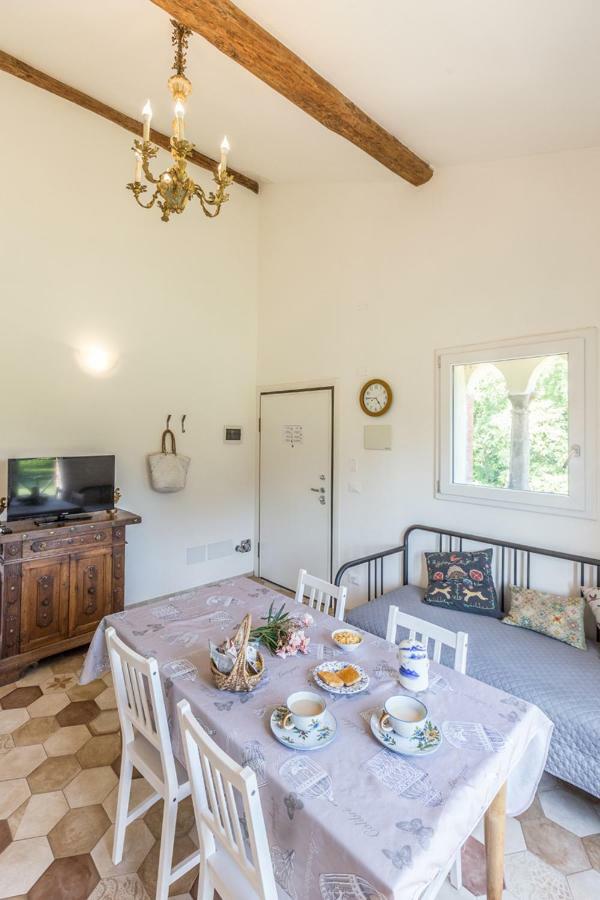 Borgo Sartoni Case Vacanze Appartamenti In Affitto โบโลญญา ภายนอก รูปภาพ